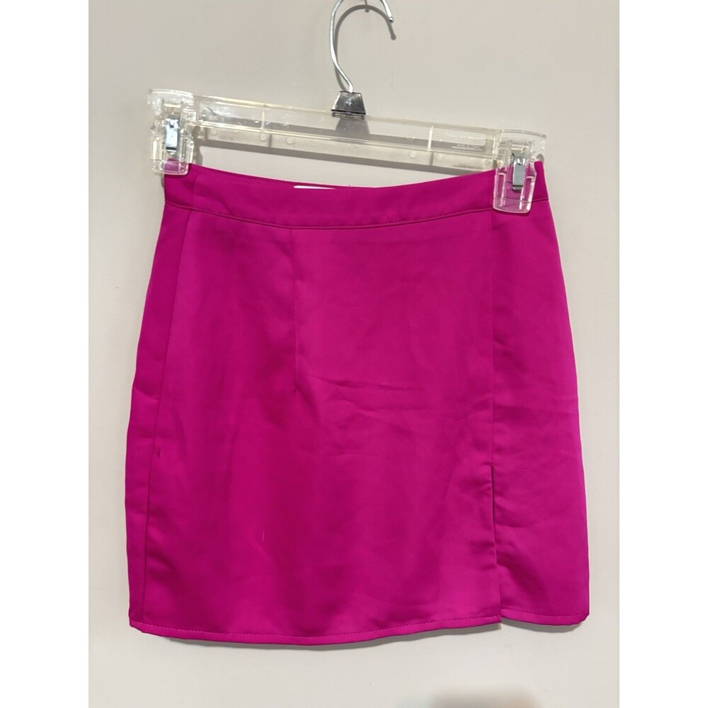Superdown Kylie pink Fuscia mini skirt XXS Revolve Brand